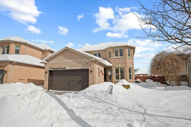 19 Summerfield Cres
