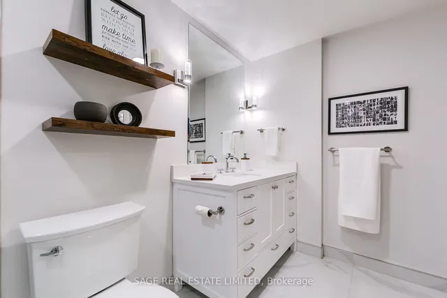 Additional image 21 of 168 King St Unit 514