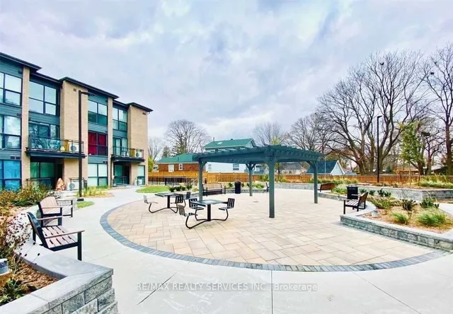 Additional image 9 of 1 Falaise Rd Unit 408