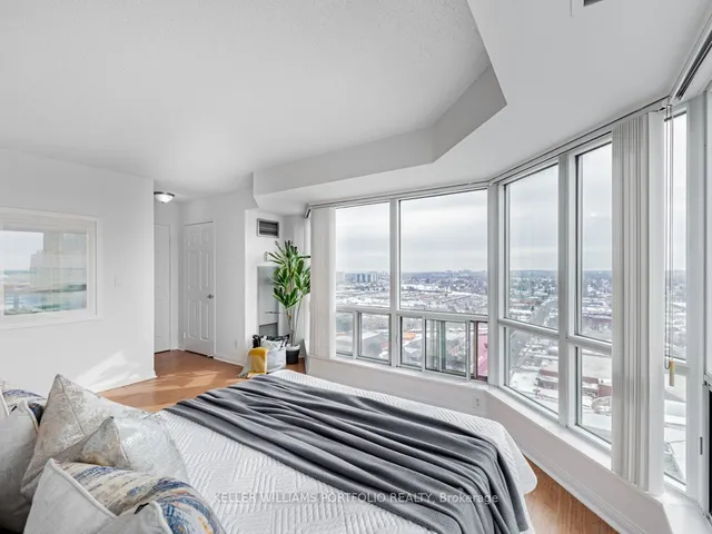 Additional image 16 of 11 Lee Centre Dr Unit PH208