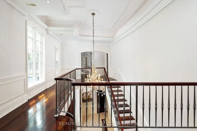 Additional image 19 of 36 Old Yonge St