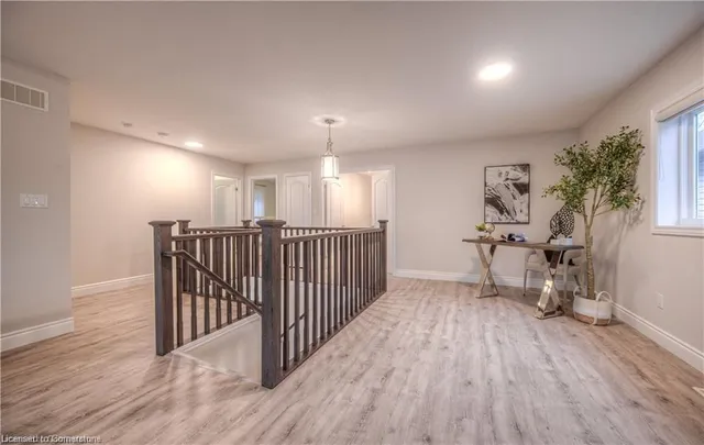 Additional image 29 of 38 Mistywood St