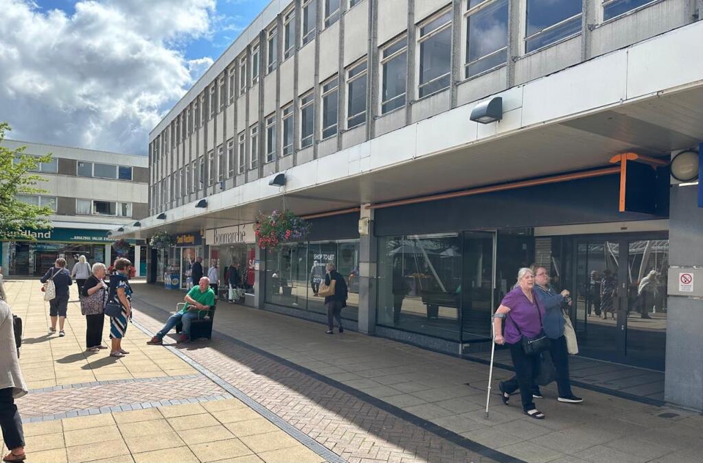 Additional image 4 of YATE SHOPPING CENTRE, 7-9 West Walk, Yate, BS37 4AP