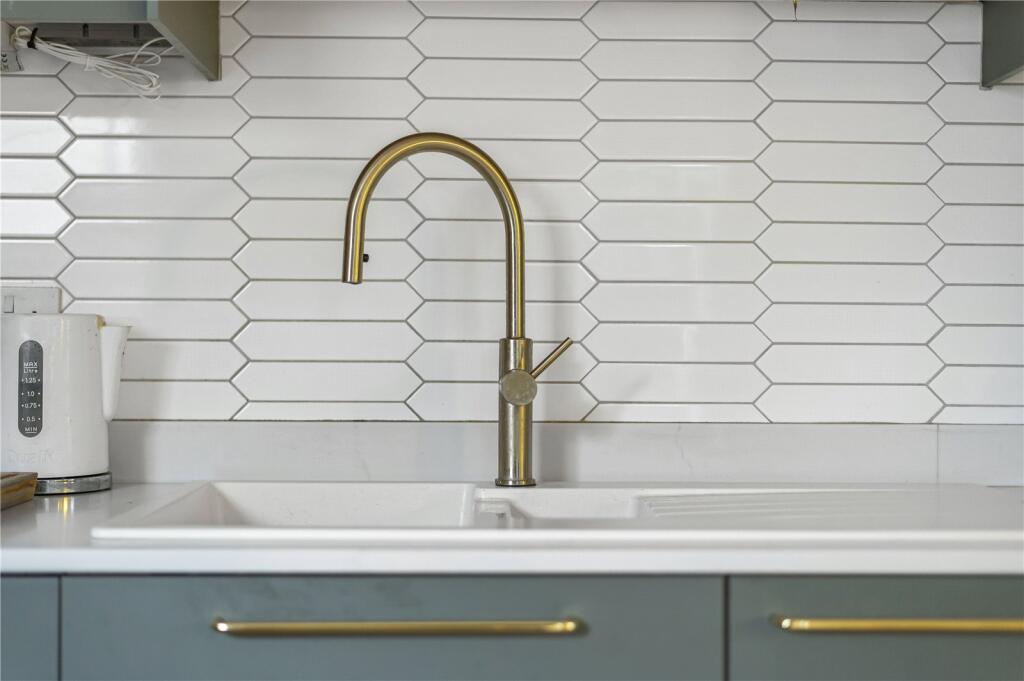 Additional image 13 of Howard Road, Bromley, BR1