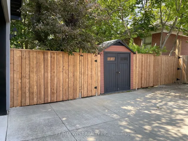 Additional image 38 of 17 Branch Ave