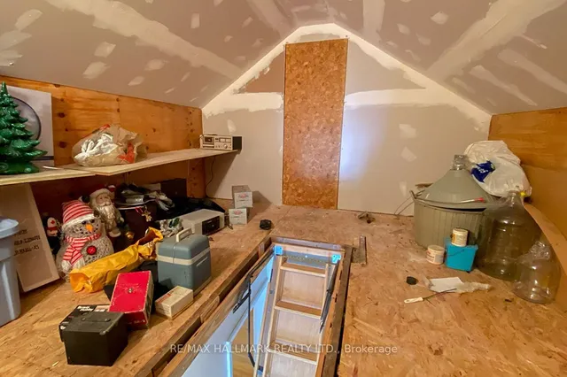 Additional image 14 of 17 Mystic Ave