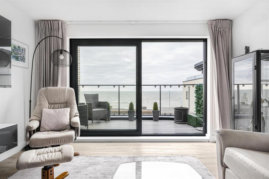 Additional image 11 of Waters Edge, Claremont Road