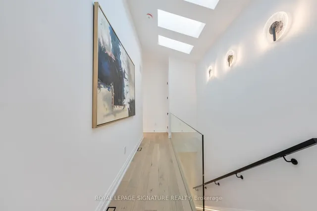 Additional image 25 of 211 Woodycrest Ave