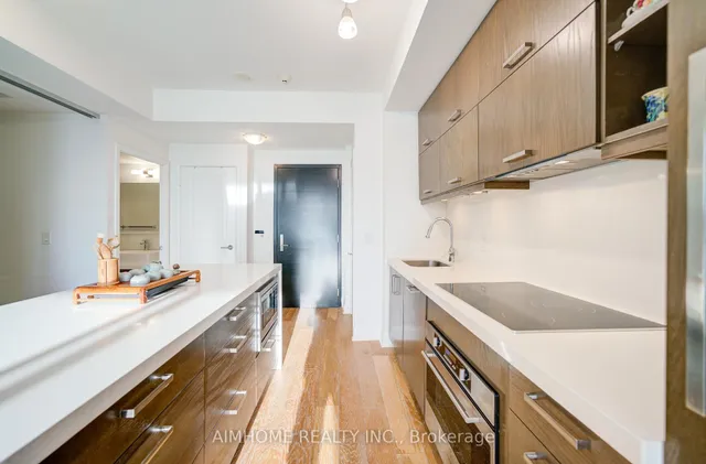 Additional image 12 of 1080 Bay St Unit 1205