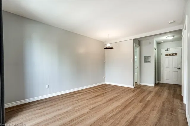 Additional image 28 of 28 Victoria Ave Unit 314