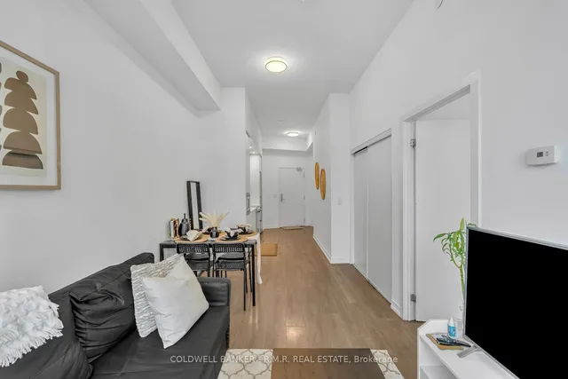 Additional image 10 of 49 East Liberty St Unit 2601