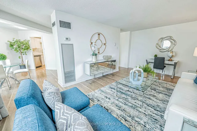 Additional image 12 of 3650 Kaneff Cres Unit 908