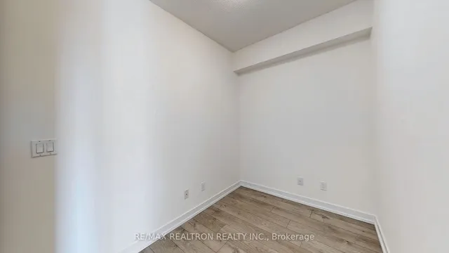 Additional image 19 of 297 College St Unit 815