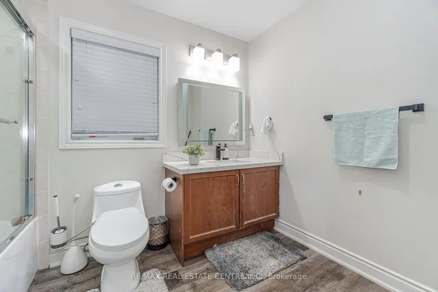 Additional image 33 of 112 Connolly Cres