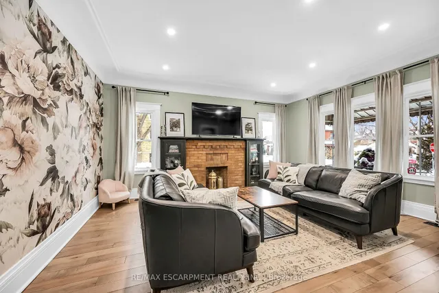 Additional image 6 of 444 Maple Ave