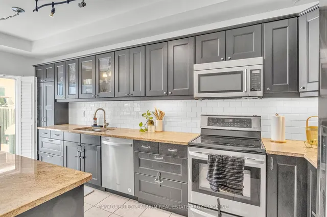 Additional image 20 of 80 Palacebeach Tr