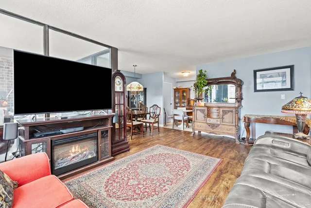 Additional image 9 of 120 Duke St Unit 805