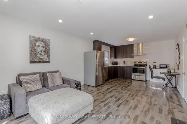 Additional image 41 of 1395 Tyneburn Cres
