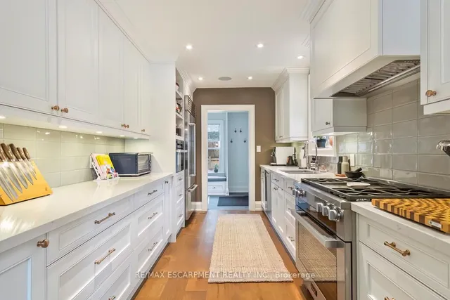 Additional image 9 of 534 Emerald St