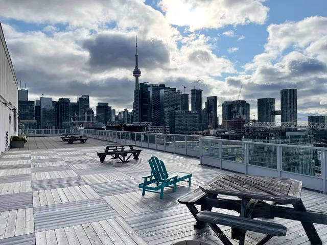 Additional image 15 of 700 King St Unit 514