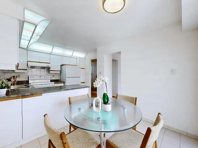 Additional image 17 of 19 Historic Terr