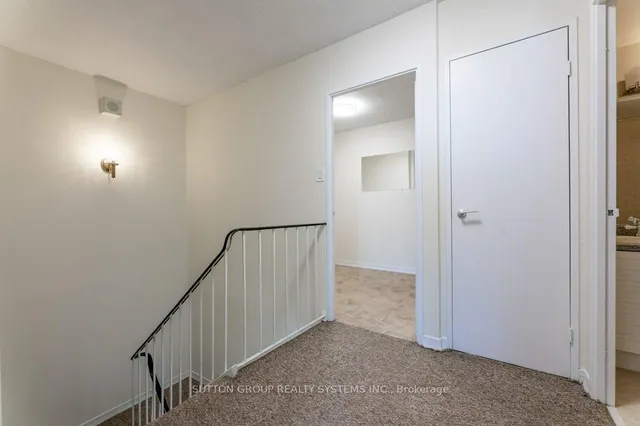 Additional image 21 of 35 Ormskirk Ave Unit 818