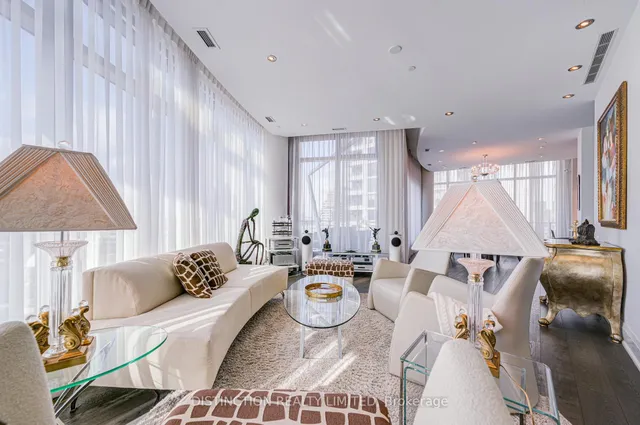 Additional image 13 of 77 Charles St Unit 1603