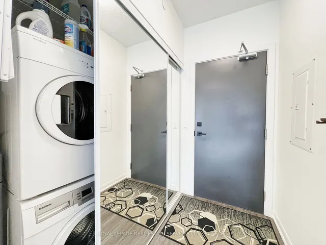 Additional image 12 of 435 Richmond St Unit 306