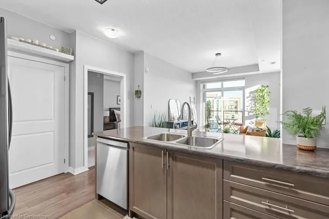 Additional image 11 of 125 Shoreview Pl Unit 511