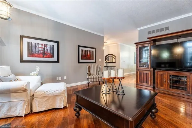 Additional image 8 of 715 Robson Rd