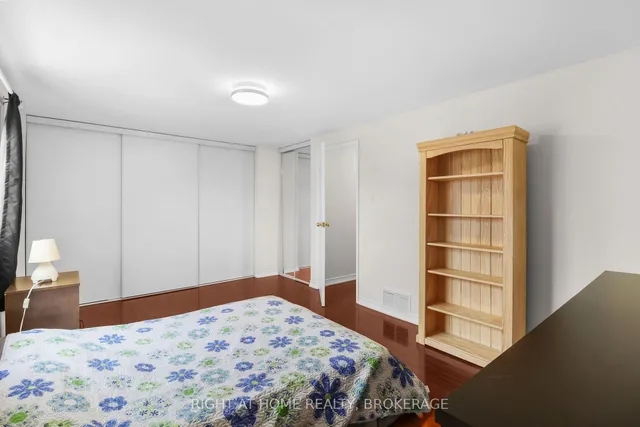 Additional image 20 of 400 Bloor St Unit 100