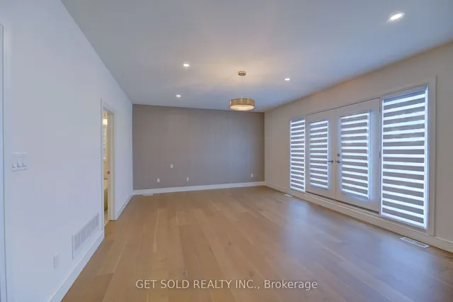 Additional image 22 of 166 Concession St