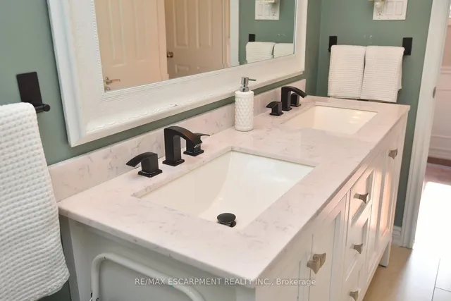 Additional image 28 of 2101 Silwell Crt