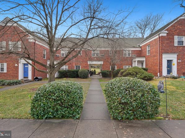 1405 Martha Custis Dr, Alexandria, VA 22302