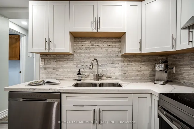 Additional image 12 of 21 Chatham St