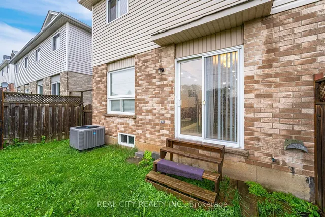 Additional image 34 of 11 Vennio Lane