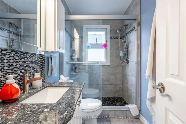 Additional image 8 of 1061 CENTRAL Ave