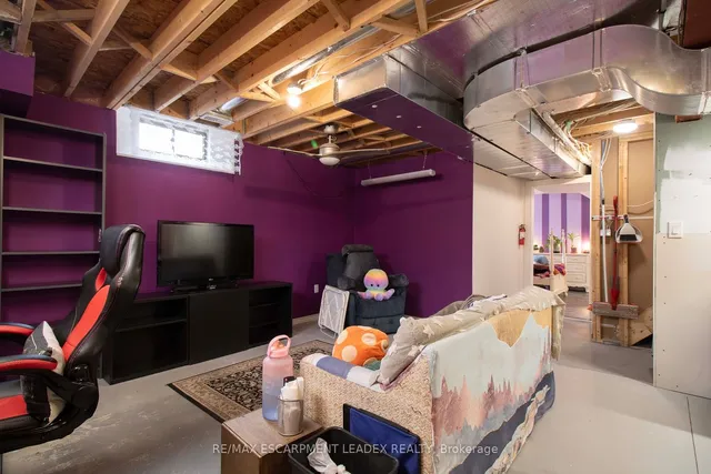 Additional image 40 of 16 Harley Lane