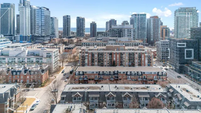 Additional image 22 of 36 Shank St Unit B