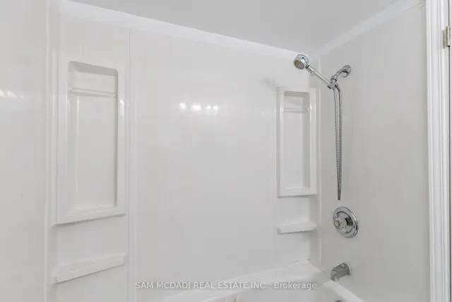 Additional image 19 of 319 Weir St