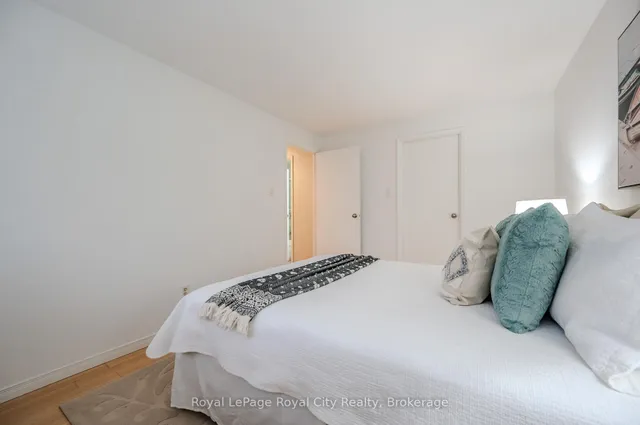 Additional image 30 of 27 Shuh Ave