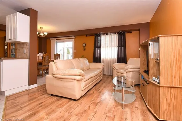 Additional image 14 of 11 Longview Dr