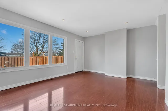 Additional image 10 of 1025 Upper Gage Ave Unit 3