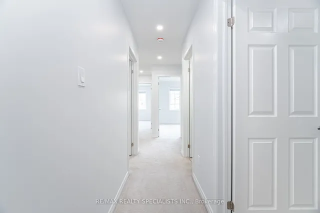 Additional image 29 of 31 Enford Cres