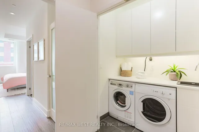 Additional image 11 of 508 Wellington St Unit TH02