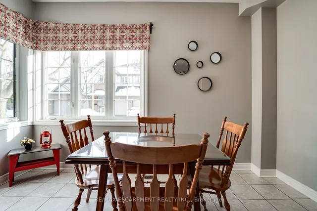 Additional image 26 of 100 Beddoe Dr Unit 27