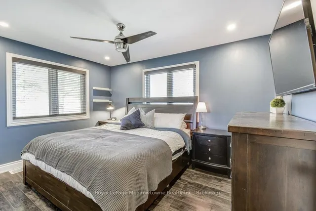 Additional image 17 of 986 Westover Rd