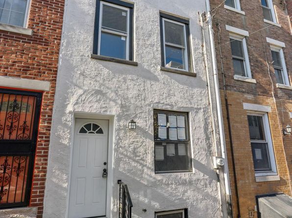 1018 S Randolph St, Philadelphia, PA 19147