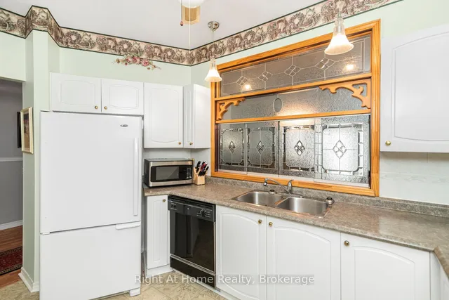 Additional image 10 of 84 Greentrail Dr