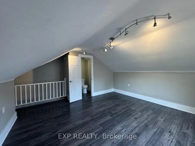 Additional image 34 of 56 Erie Ave